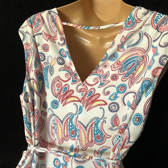 LOFT PETITE DRESS - Picture 9 of 11